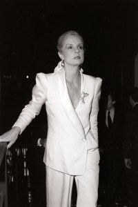 Outtake; Also ran in W 5/31/1985 p.6; Carolina Herrera attends the party at the Palladium, designed by Japanese architect Arata Isozaki and filled with art installations and Azzedine Alaia designed black costumes for the staff on May 15, 1985 in New York...Article title: "Eye: And Now, The Palladium" (Photo by Robert Kirk/WWD/Penske Media via Getty Images)